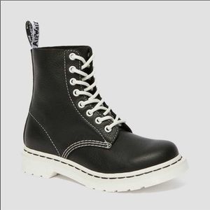 Dr. Martens | 1460 Pascal Virginia ankle boots